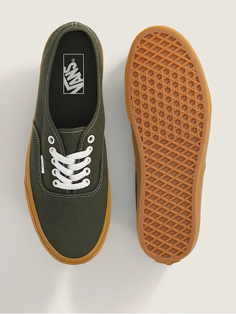 Vans Authentic Shoe Gum Obsidian Fern Green Women 10.0 US